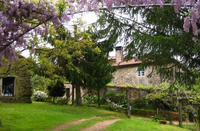 Image of Hotel Rural Casa de Casal, pilgrim accommodation in Lestedo (Boqueixón)