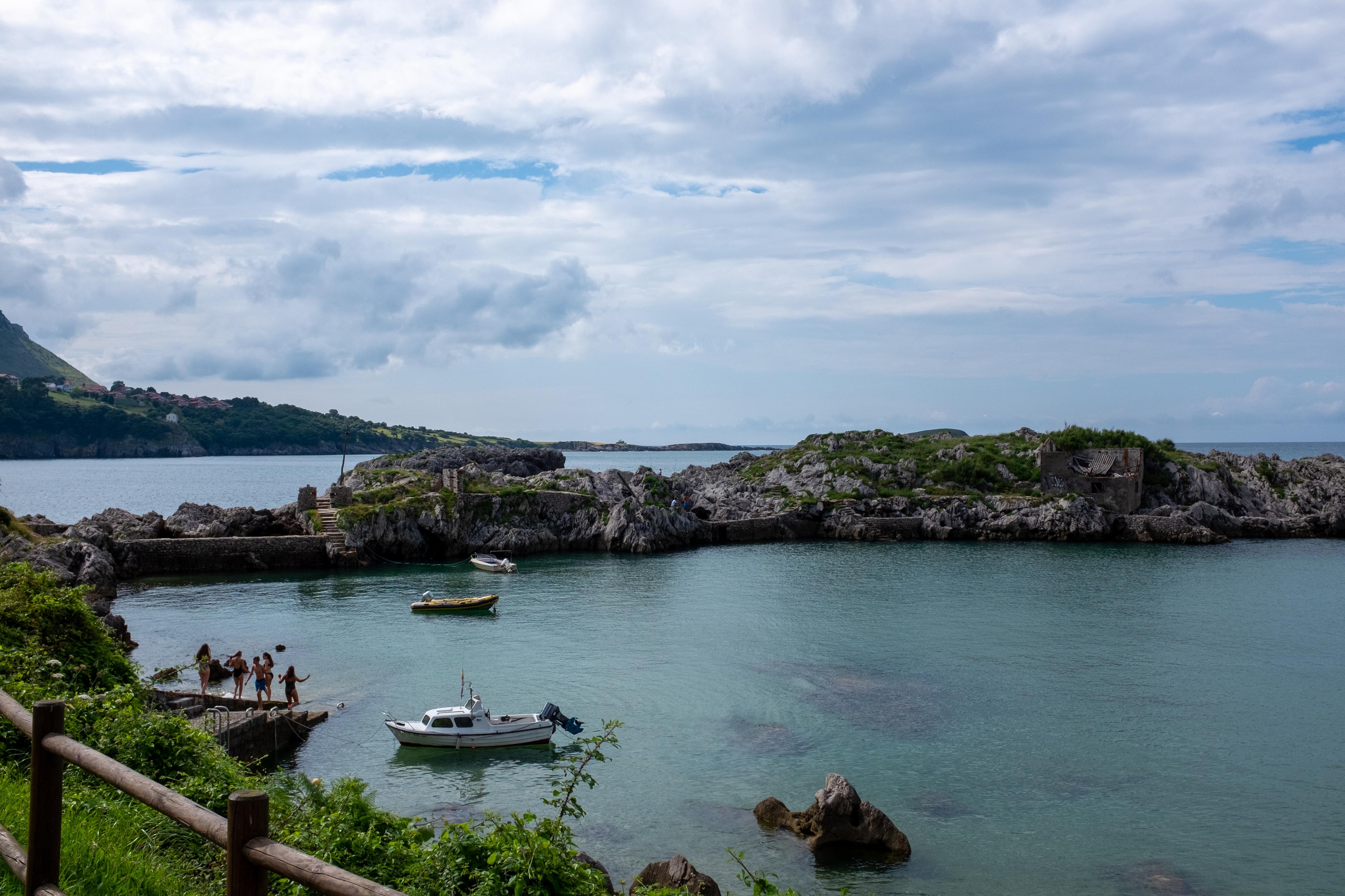 Scenic view of Islares on the Camino del Norte