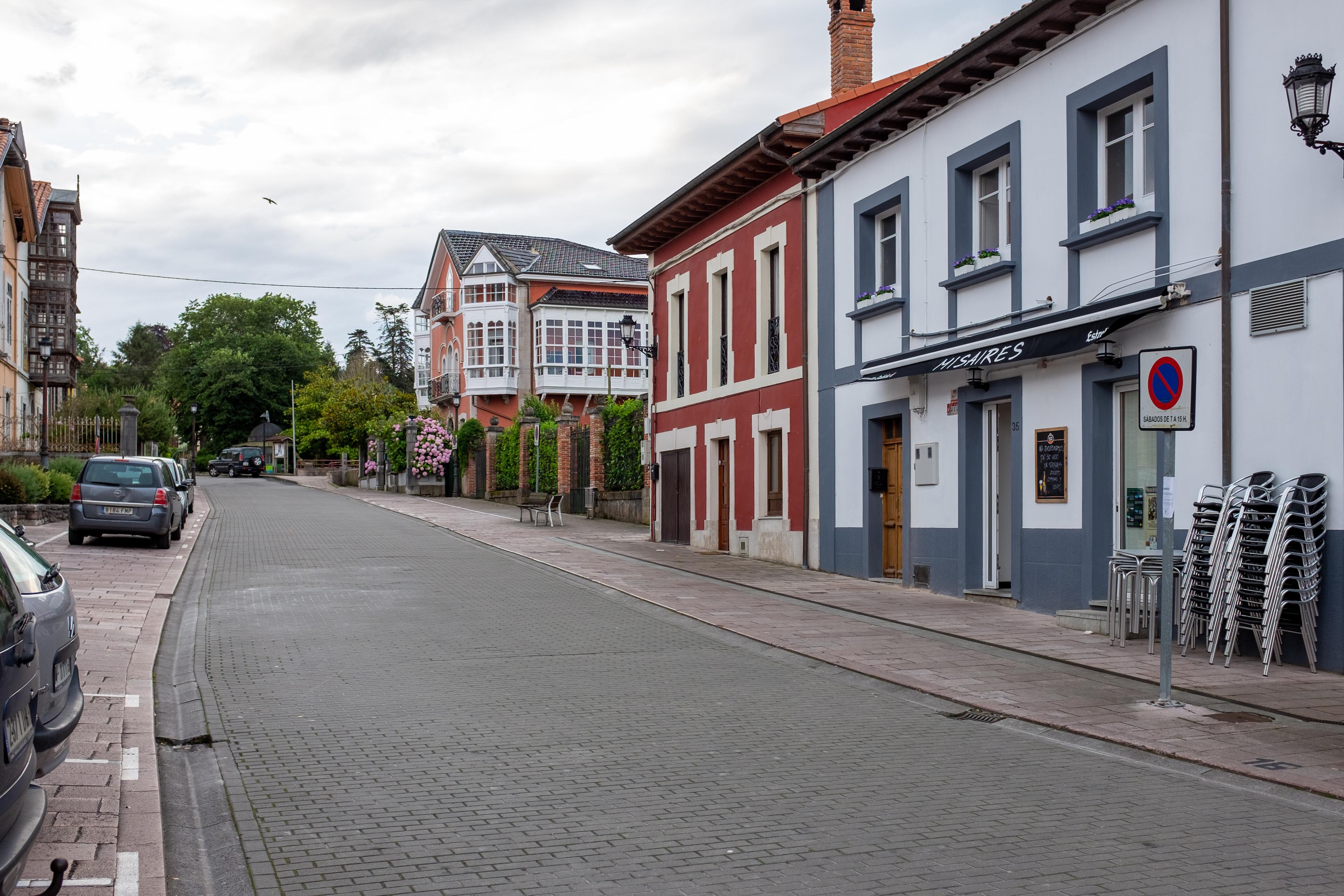 Scenic view of Naves on the Camino del Norte