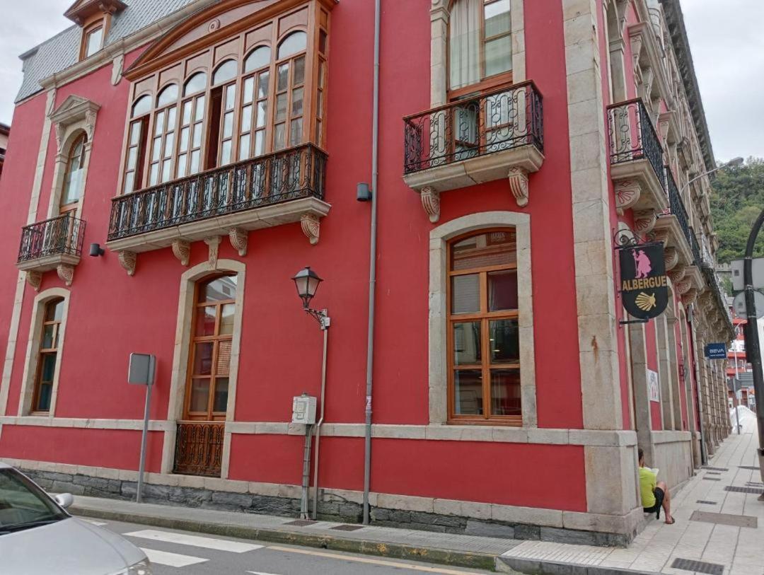 Image of Albergue Villa de Luarca, pilgrim accommodation in Luarca