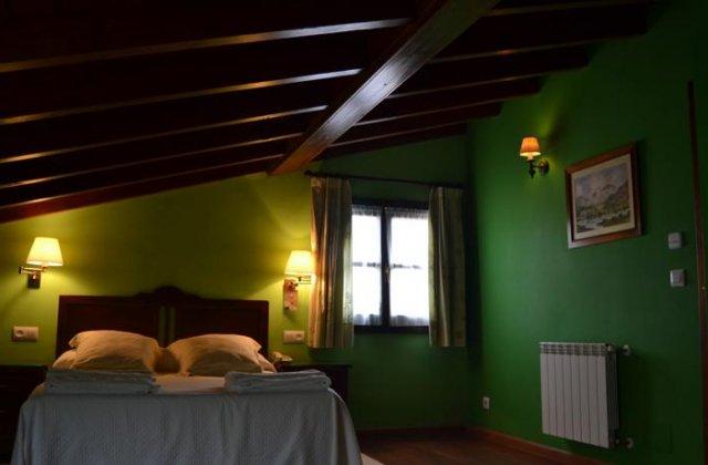 Camino de Santiago Accommodation: Hotel La Fonte ⭑⭑