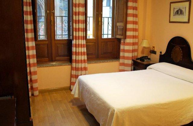 Image of Hospedium Plaza Mayor Salamanca ⭑⭑, pilgrim accommodation in Salamanca