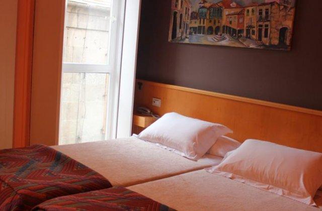 Image of Hotel Zarampallo ⭑, pilgrim accommodation in Ourense