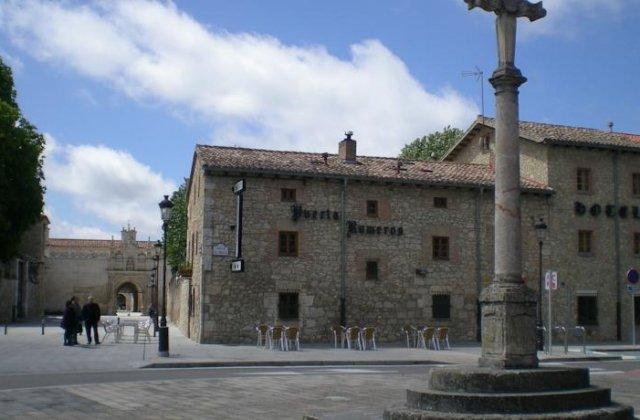 Image of Hotel Puerta Romeros ★★, pilgrim accommodation in Burgos