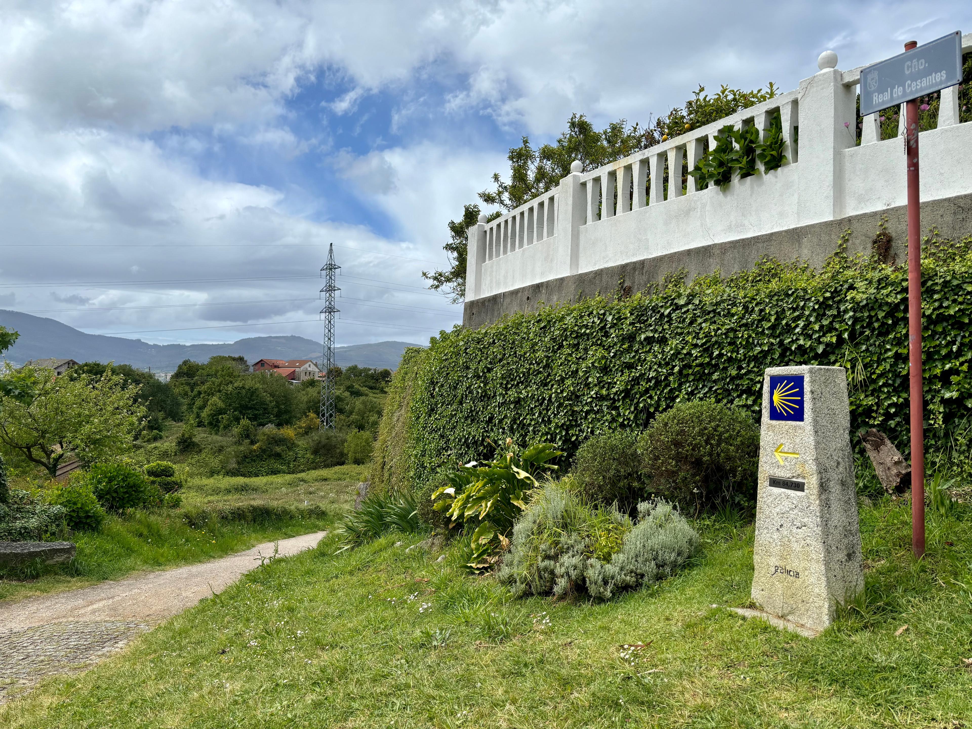 Scenic view of Cesantes on the Camino Portugués