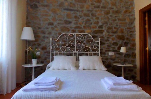 Camino de Santiago Accommodation: Hostal Casa San Nicolas