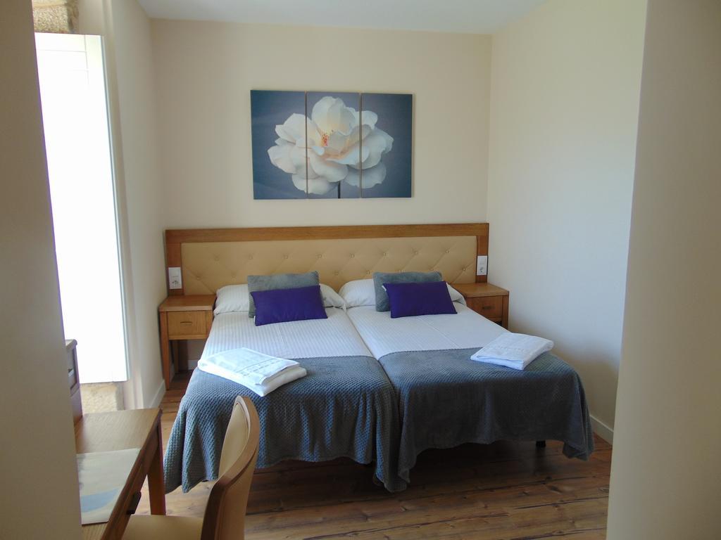 Camino de Santiago Accommodation: Albergue Pazo de Pias