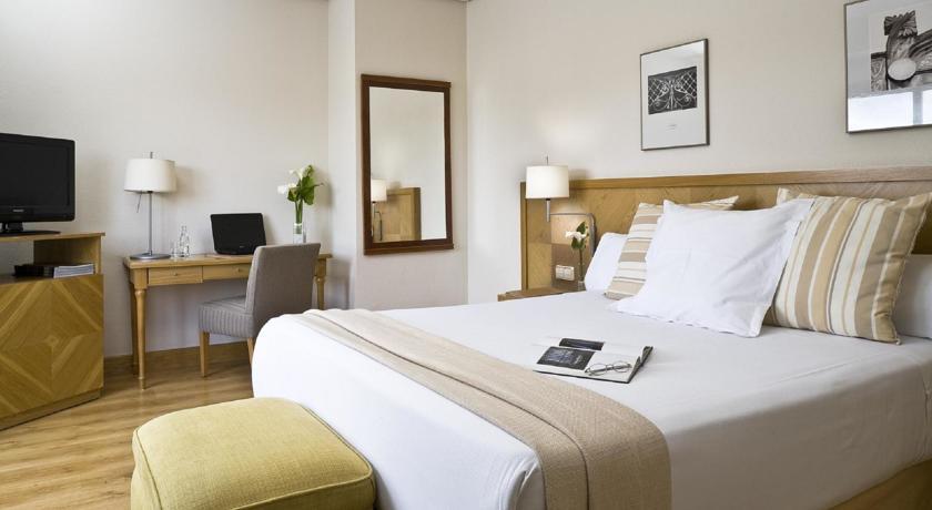 Image of Hotel Hesperia Vigo ★★★★, pilgrim accommodation in Vigo