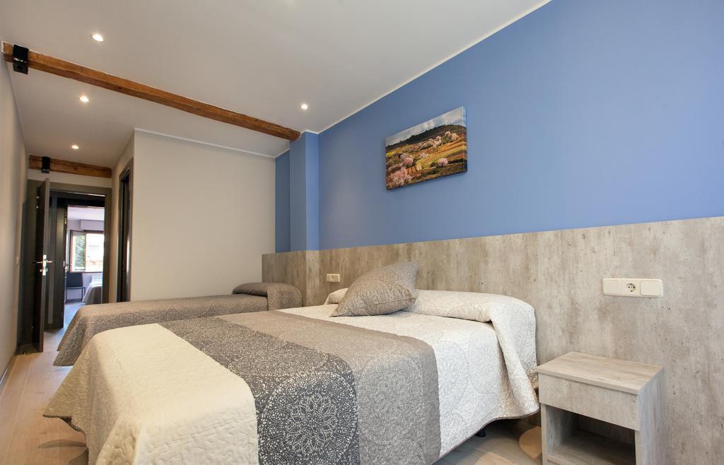 Camino de Santiago Accommodation: Pension San Lorenzo