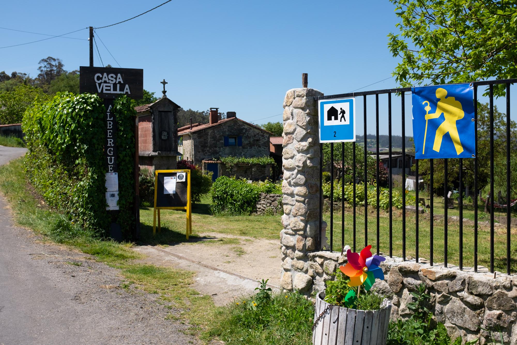 Image of Albergue Casa Vella, pilgrim accommodation in Vilaserío