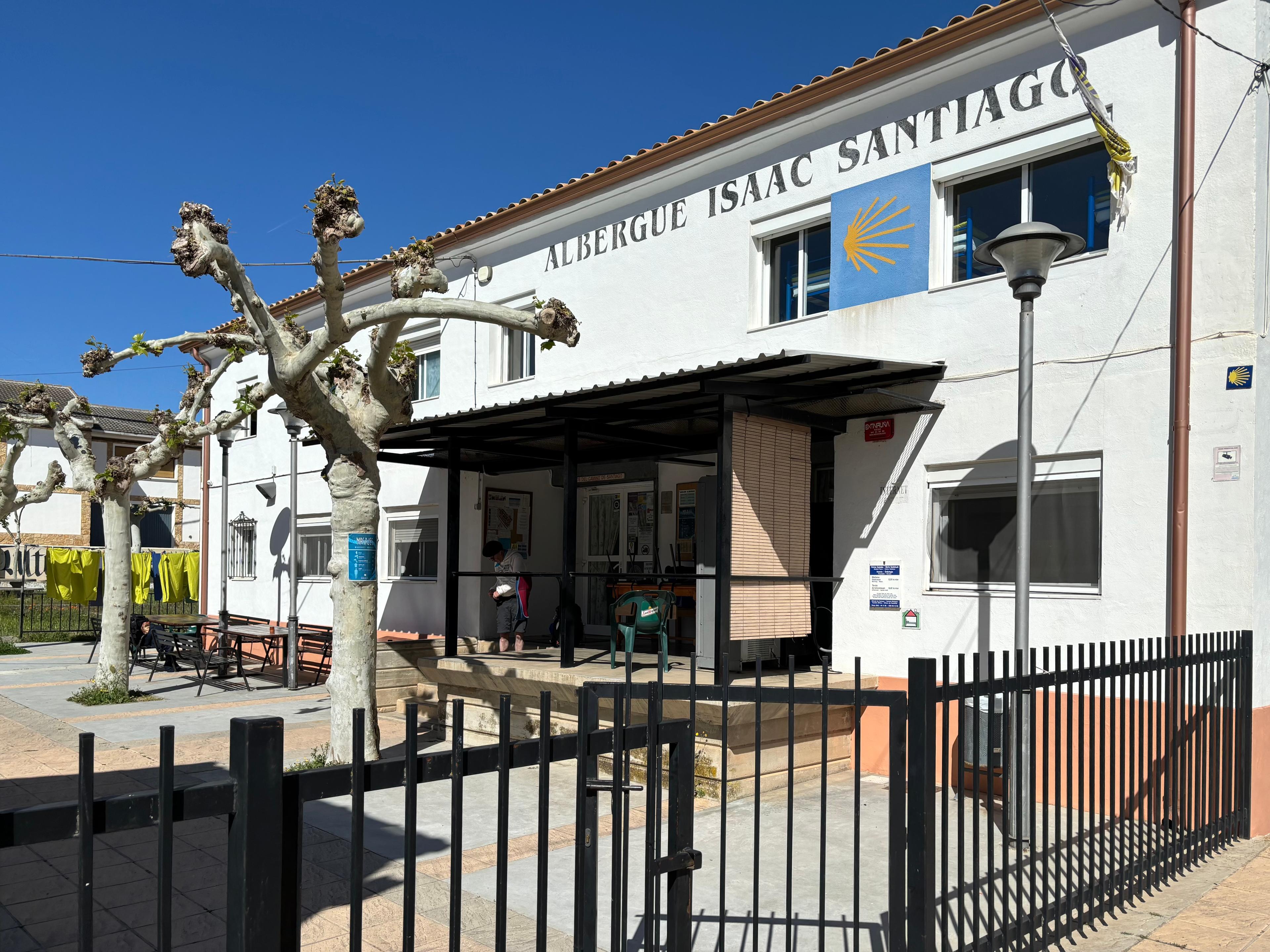 Image of Albergue de Peregrinos Isaac Santiago, pilgrim accommodation in Los Arcos