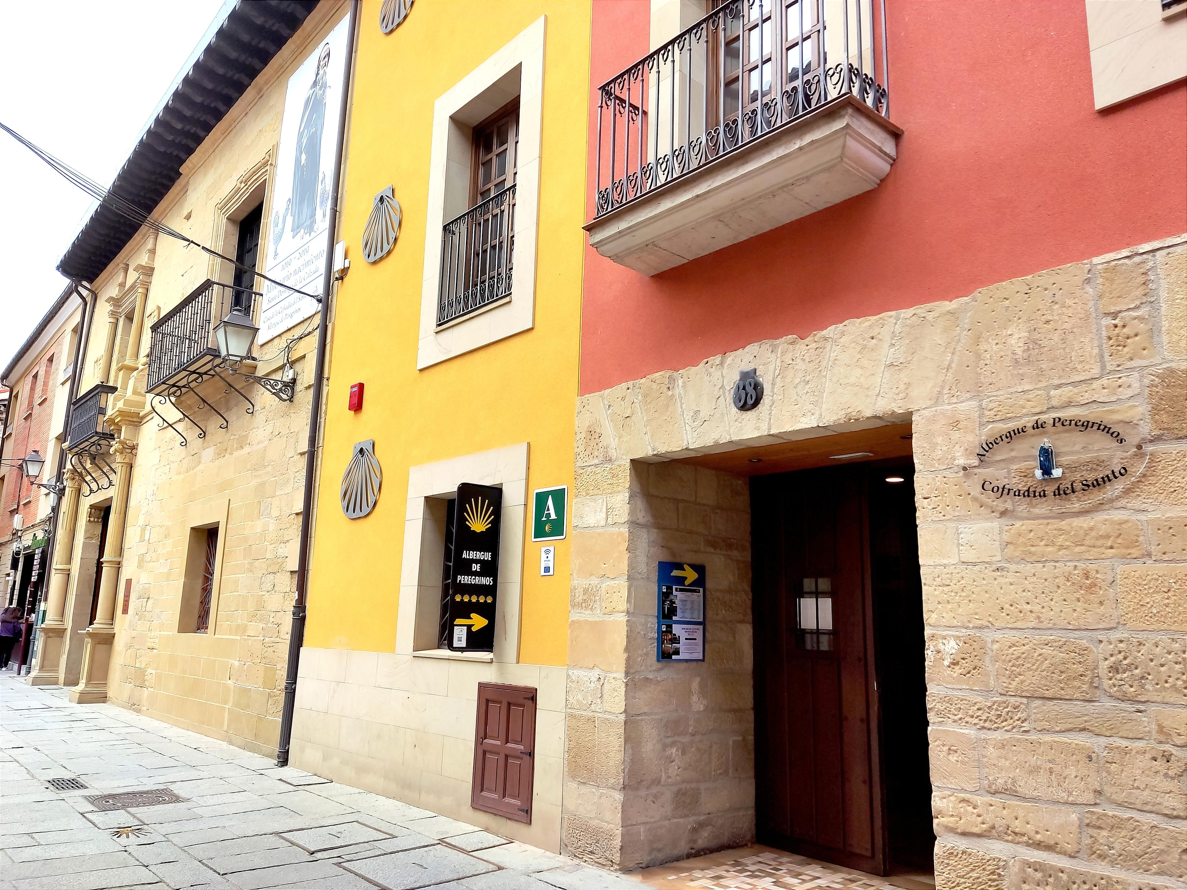 Image of Albergue Casa del Santo, pilgrim accommodation in Santo Domingo de la Calzada