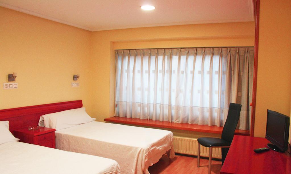 Image of Hostal Álvarez ⭑⭑, pilgrim accommodation in Oviedo y el inicio del Camino Primitivo