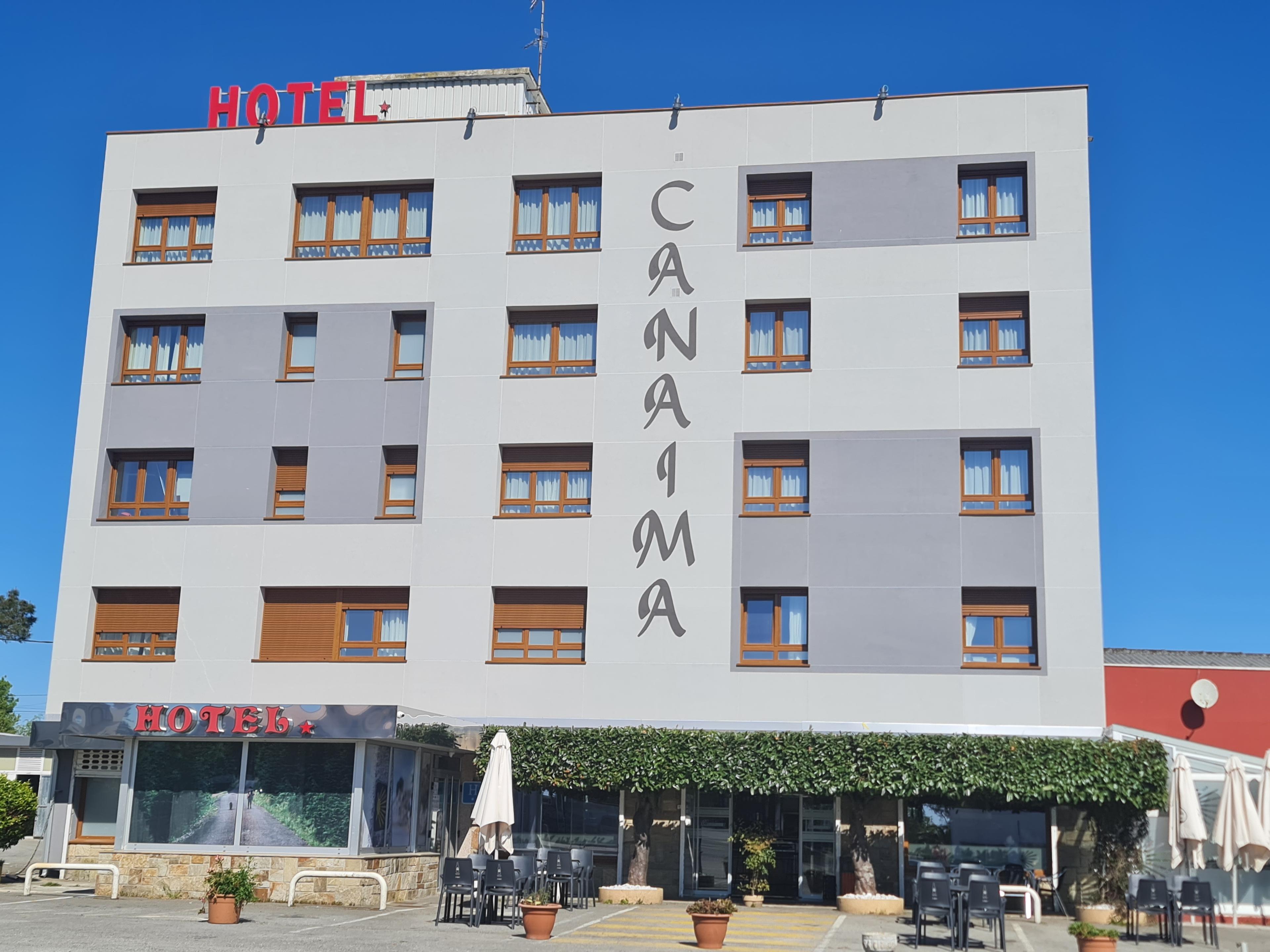 Image of Hotel Canaima ⭑, pilgrim accommodation in Hôpital de Bruma