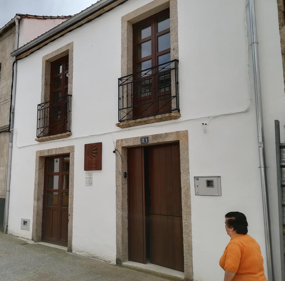 Camino de Santiago Accommodation: Albergue O Candil