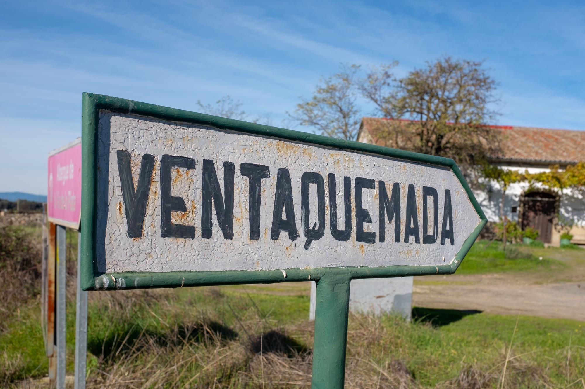 Scenic view of Ventaquemada on the Vía de la Plata