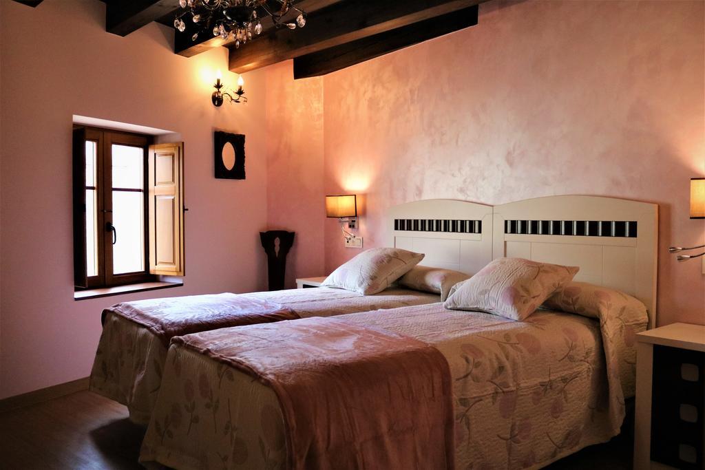 Image of Hotel Rural Villa Fontanas ★★★, pilgrim accommodation in Hontanas