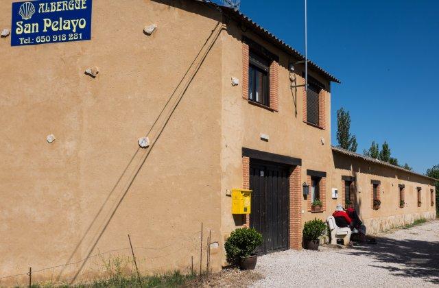 Image of Albergue San Pelayo, pilgrim accommodation in Puente de Villarente