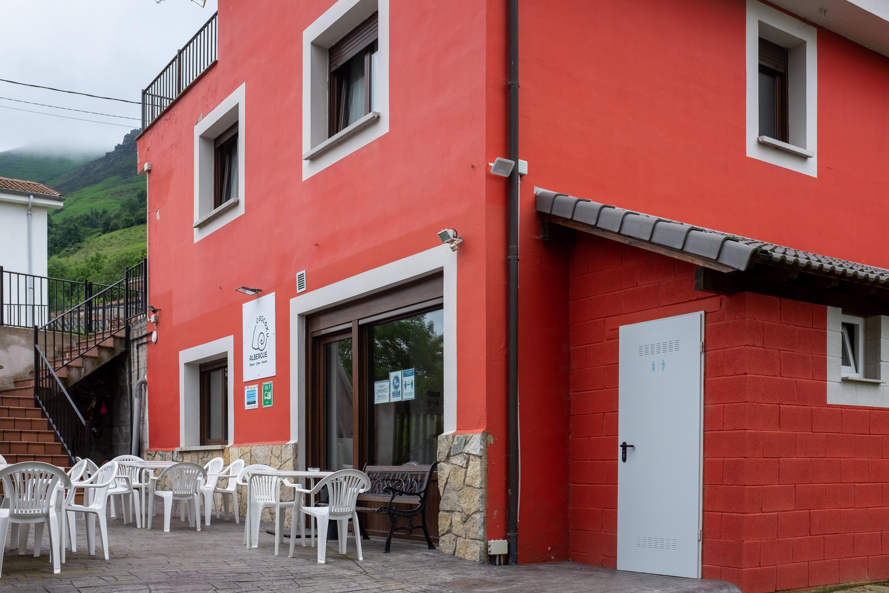 Image of Albergue Cascoxu, pilgrim accommodation in Llanos de Someron