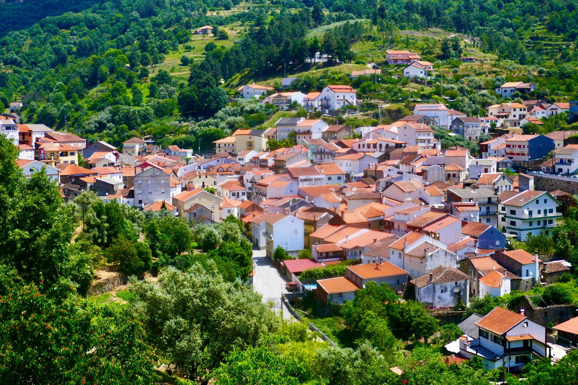 Scenic view of Famalicão da Serra on the Caminho Nascente