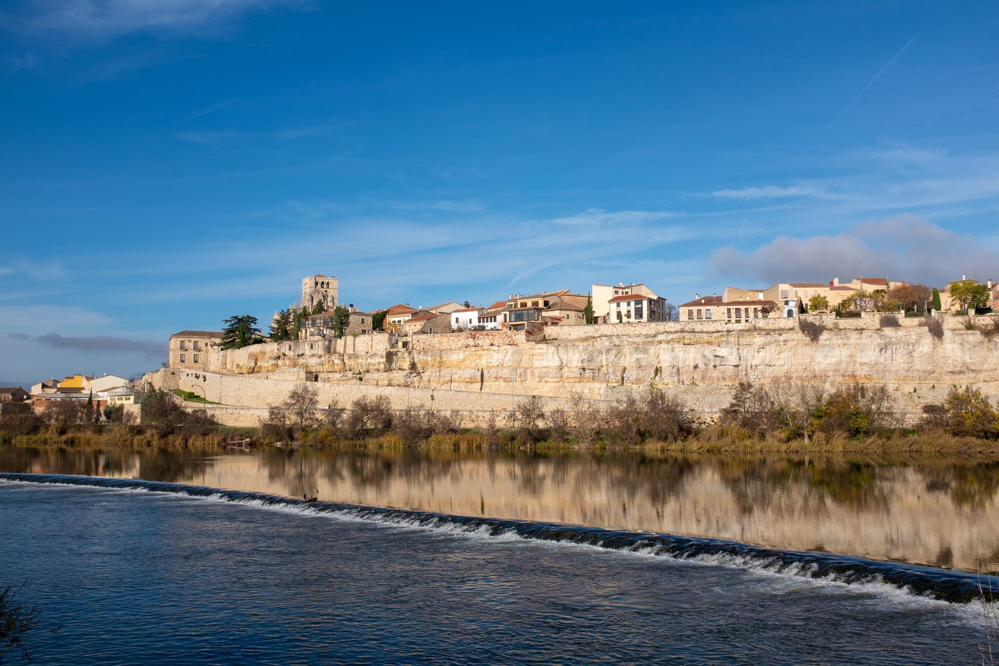 Scenic view of Zamora on the Vía de la Plata