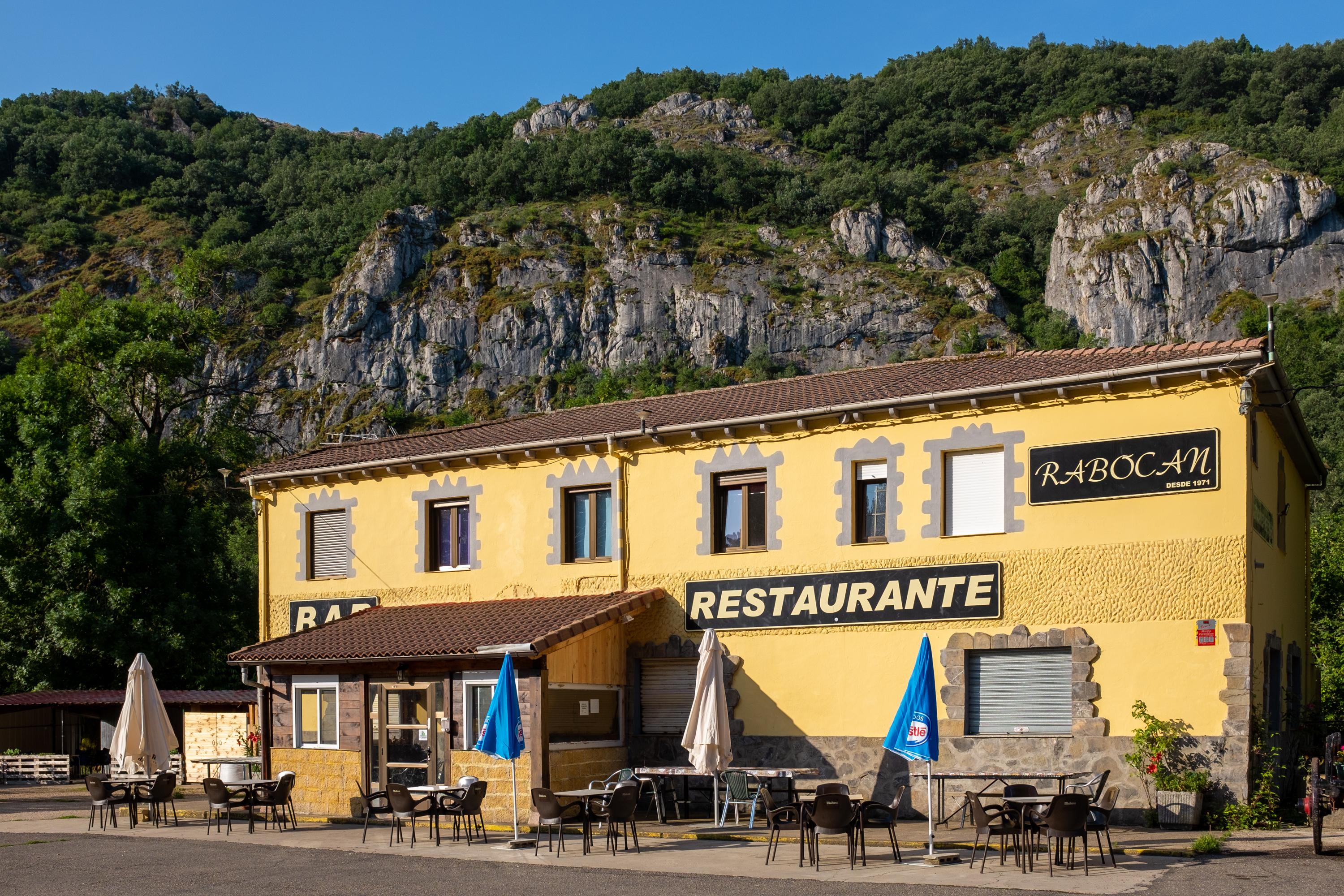 Image of Pensión Rabocan, pilgrim accommodation in La Pola de Gordon