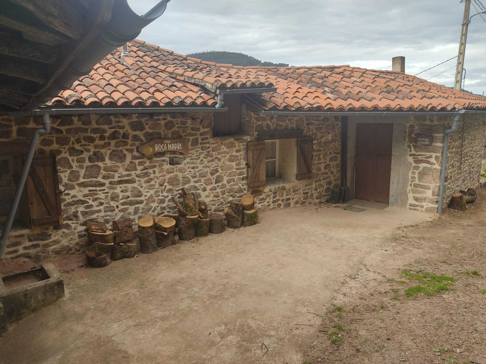 Image of Albergue Roca Madre, pilgrim accommodation in La Rodriga