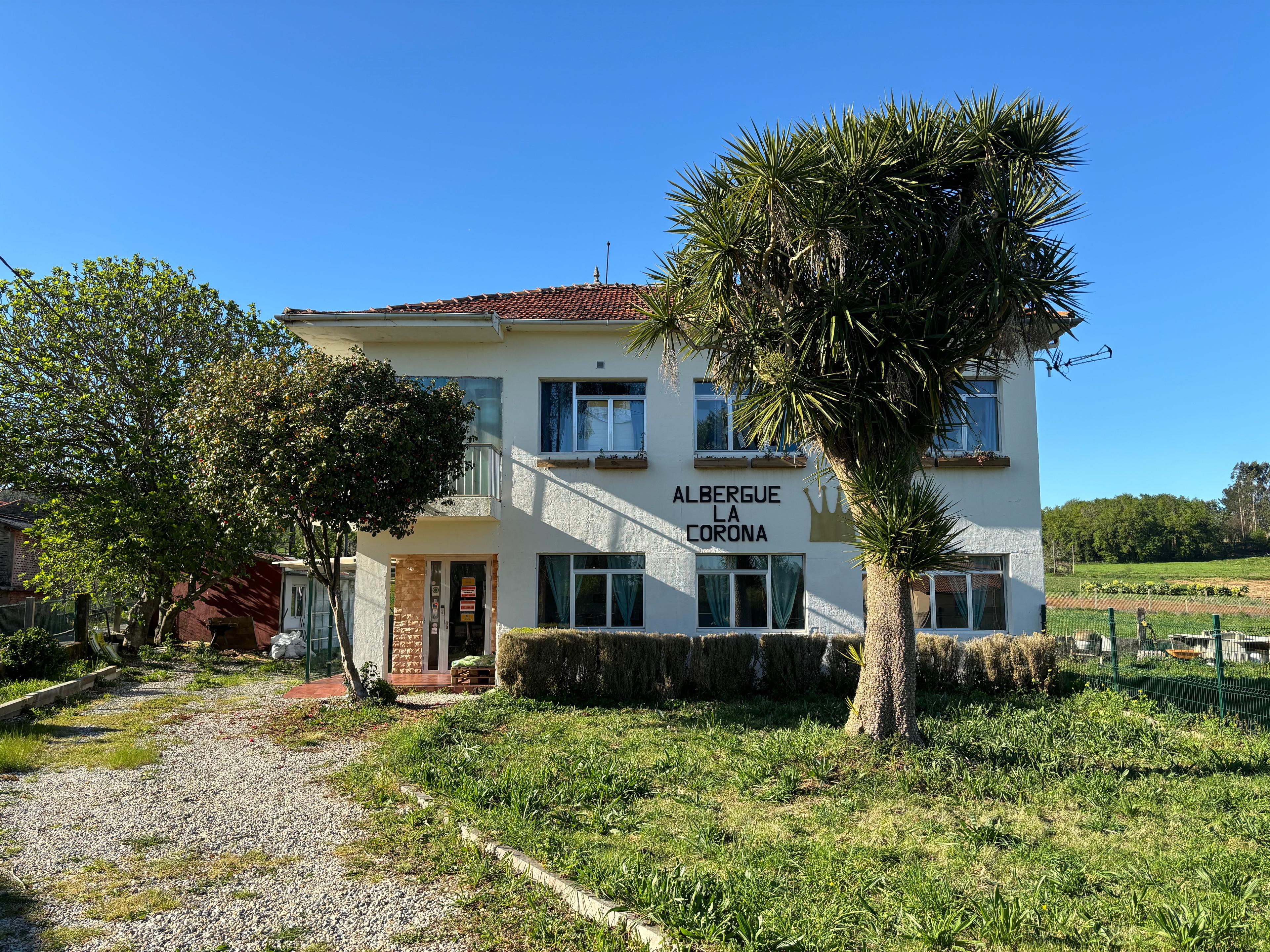 Image of Albergue La Corona, pilgrim accommodation in Salceda