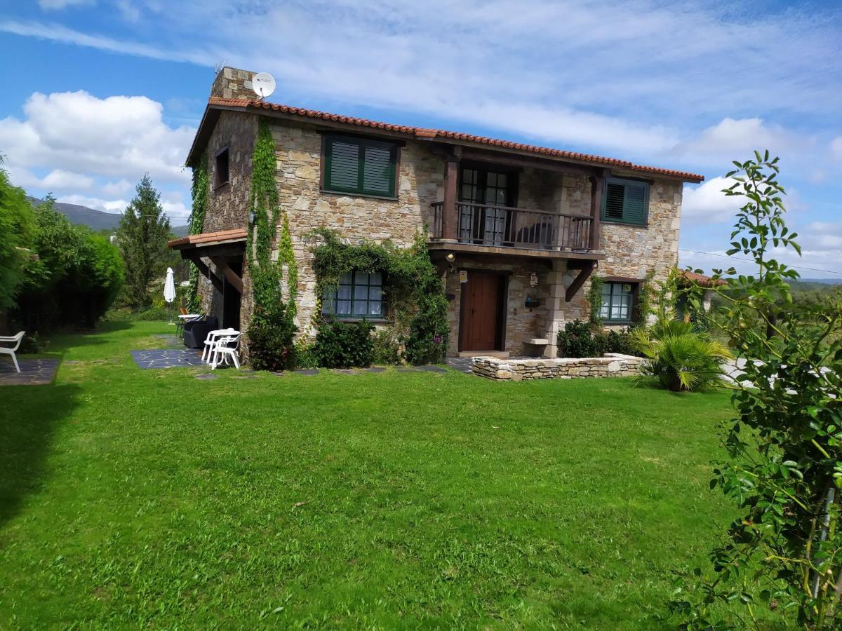 Image of Albergue Camiño da Vieira, pilgrim accommodation in Angueira de Suso