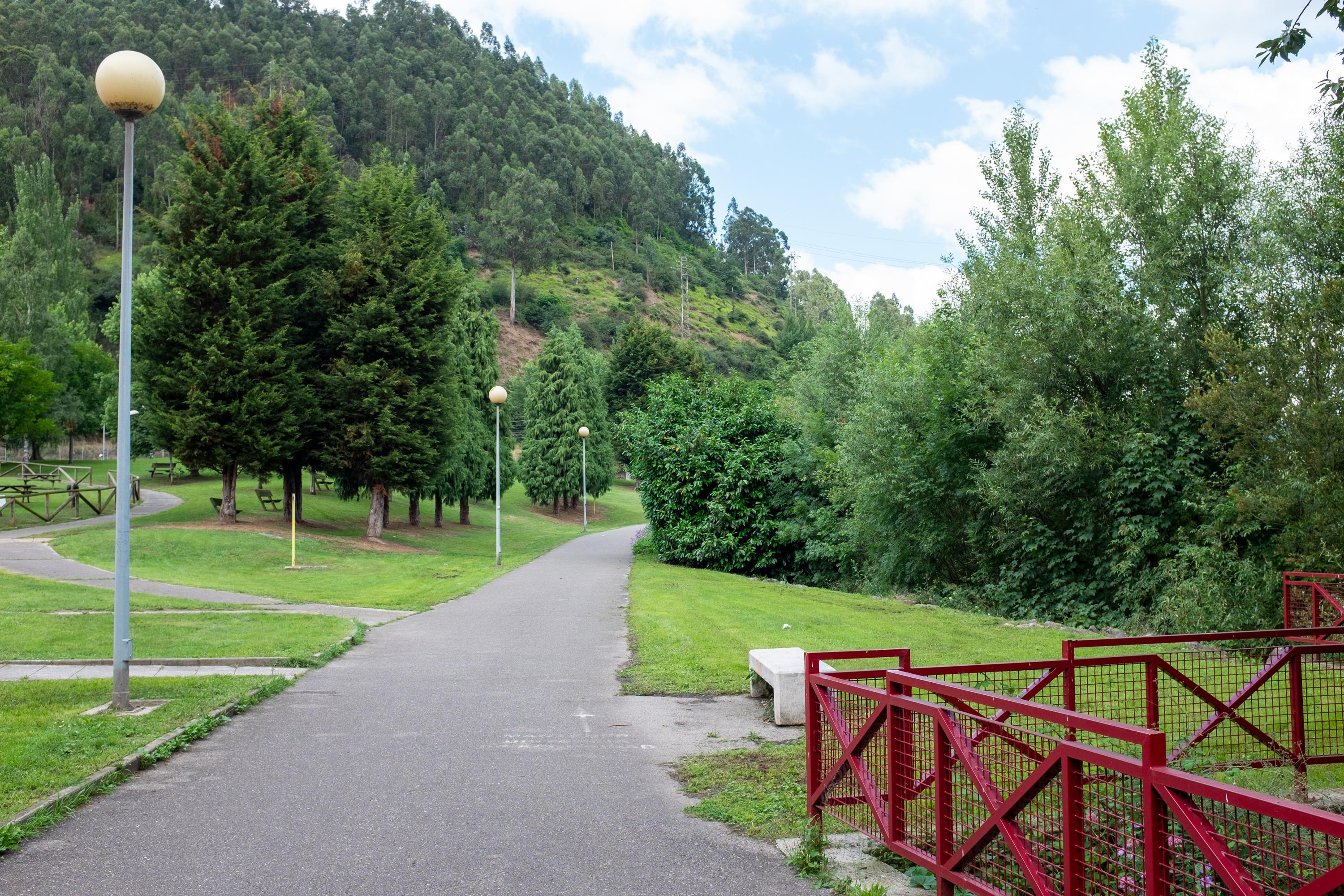 Scenic view of Ujo on the Camino De San Salvador