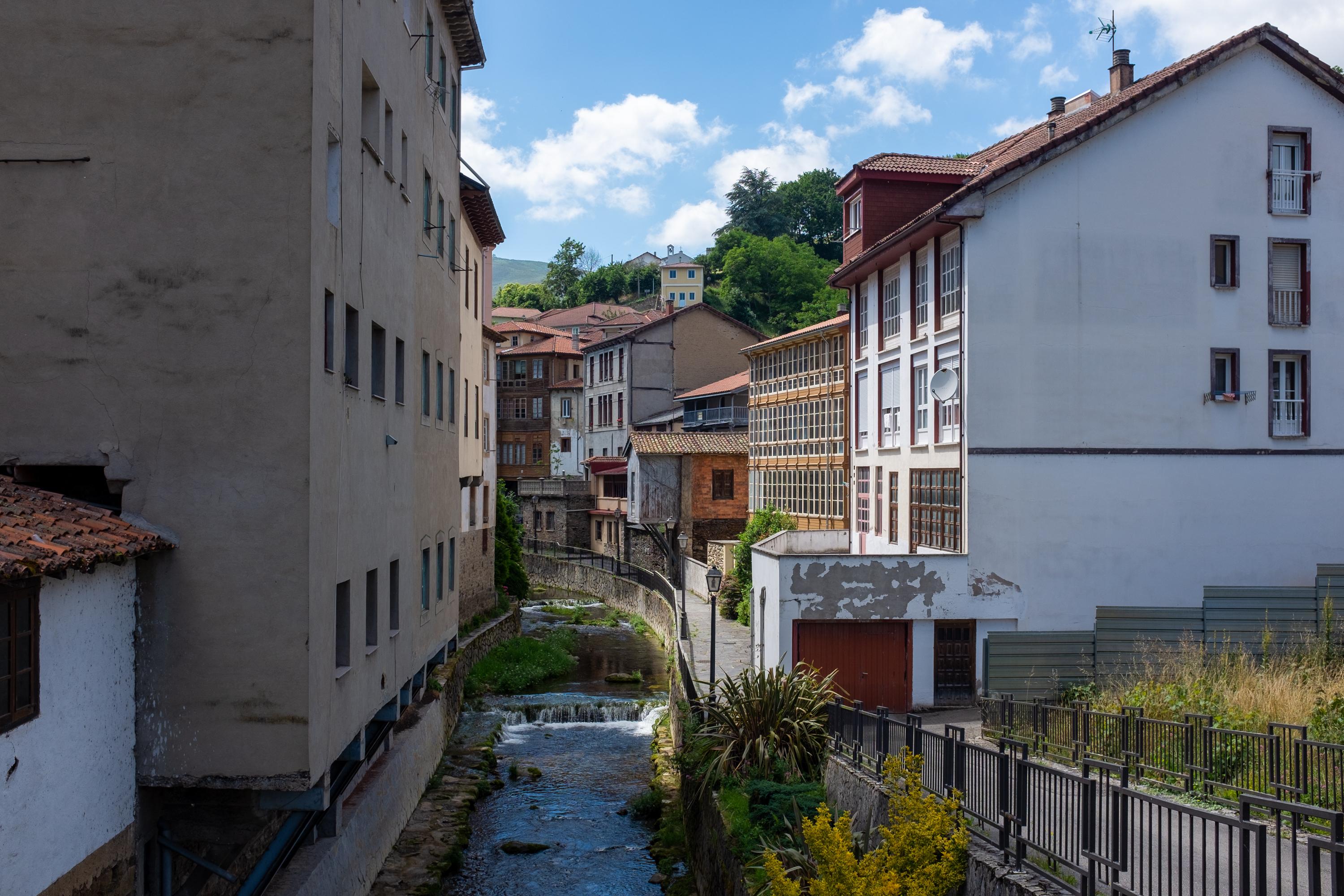 Scenic view of Pola de Allande on the Camino Primitivo