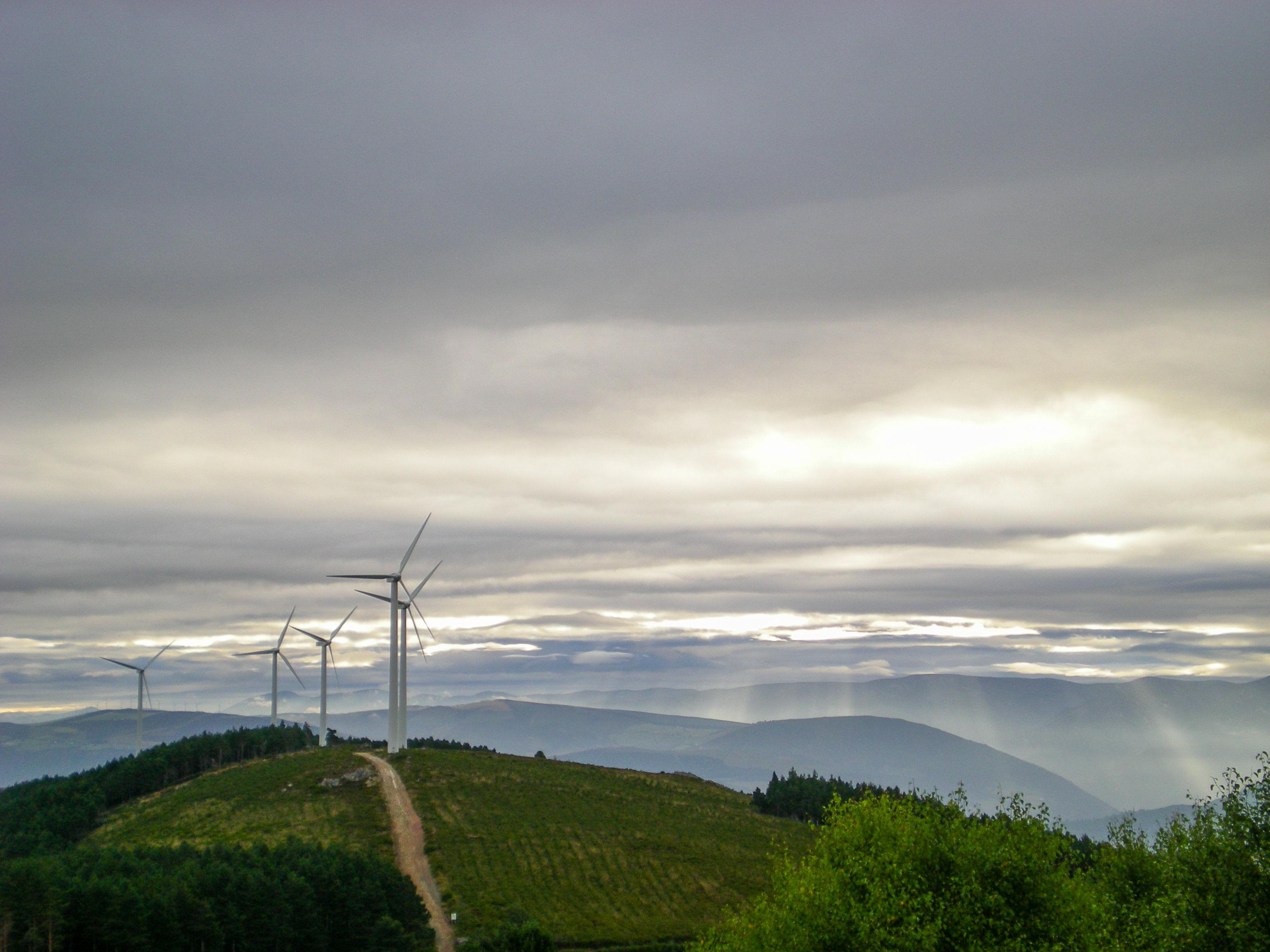 Scenic view of Alto de Acebo on the Camino Primitivo