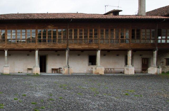 Camino de Santiago Accommodation: Albergue de Cornellana