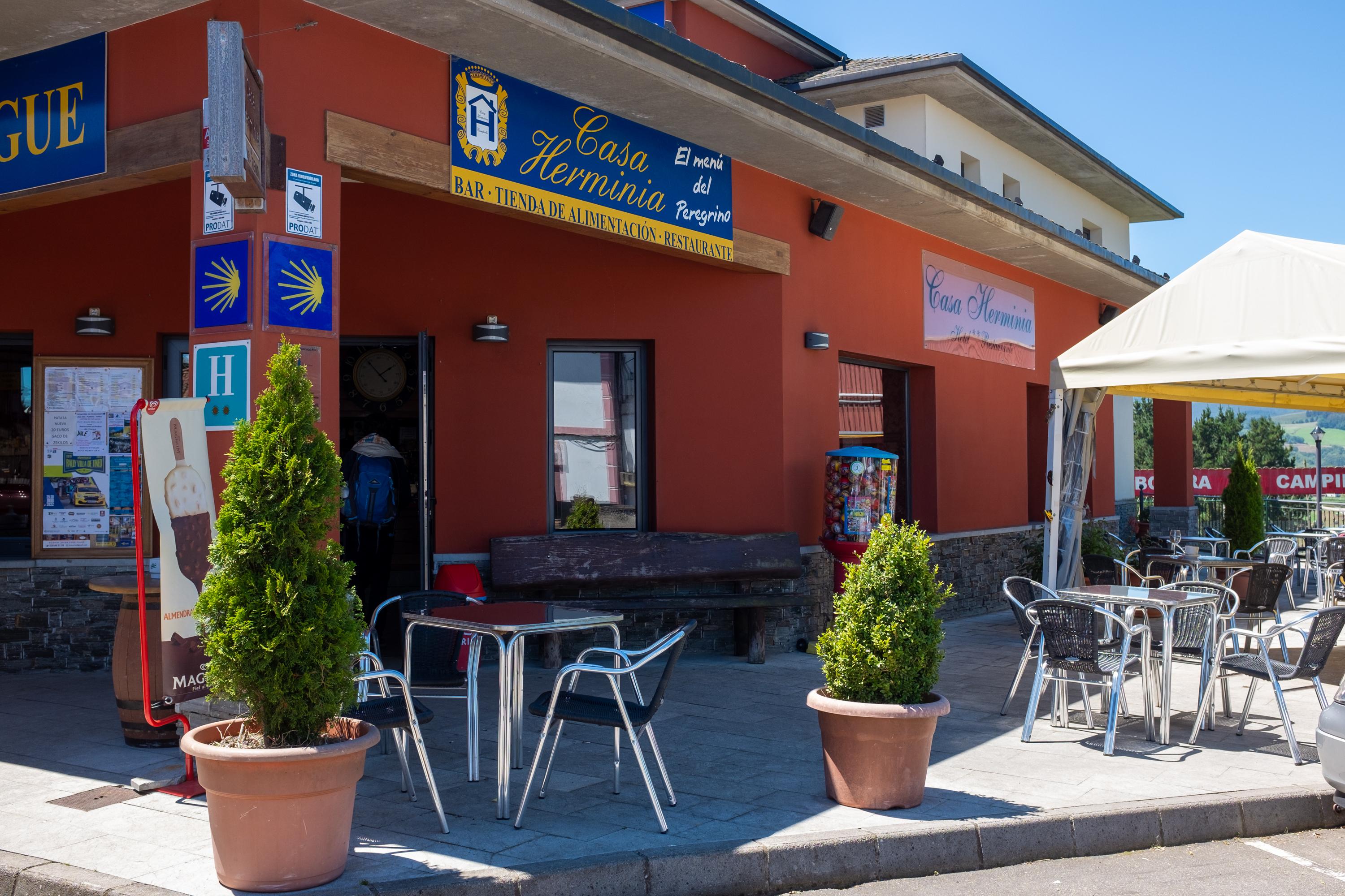 Image of Albergue Casa Herminia, pilgrim accommodation in Campiello