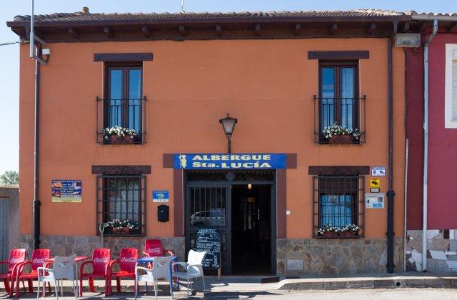 Image of Albergue Santa Lucía, pilgrim accommodation in Villavante