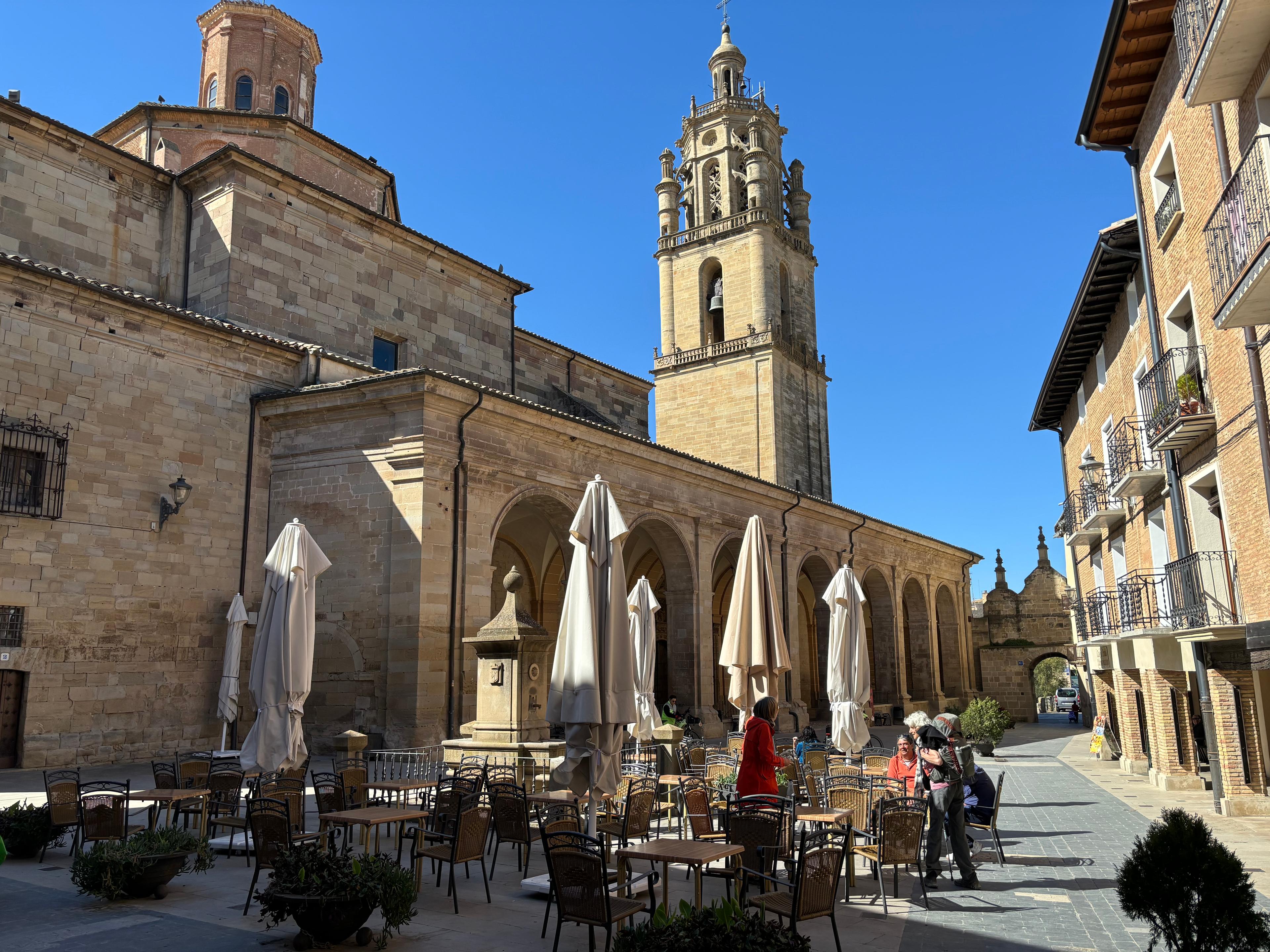 Scenic view of Los Arcos on the Camino Francés