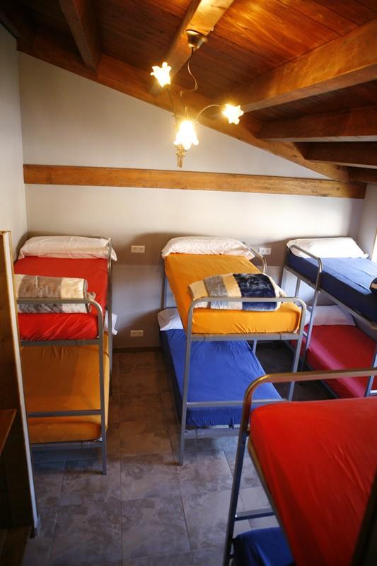 Camino de Santiago Accommodation: Albergue Santa Fe