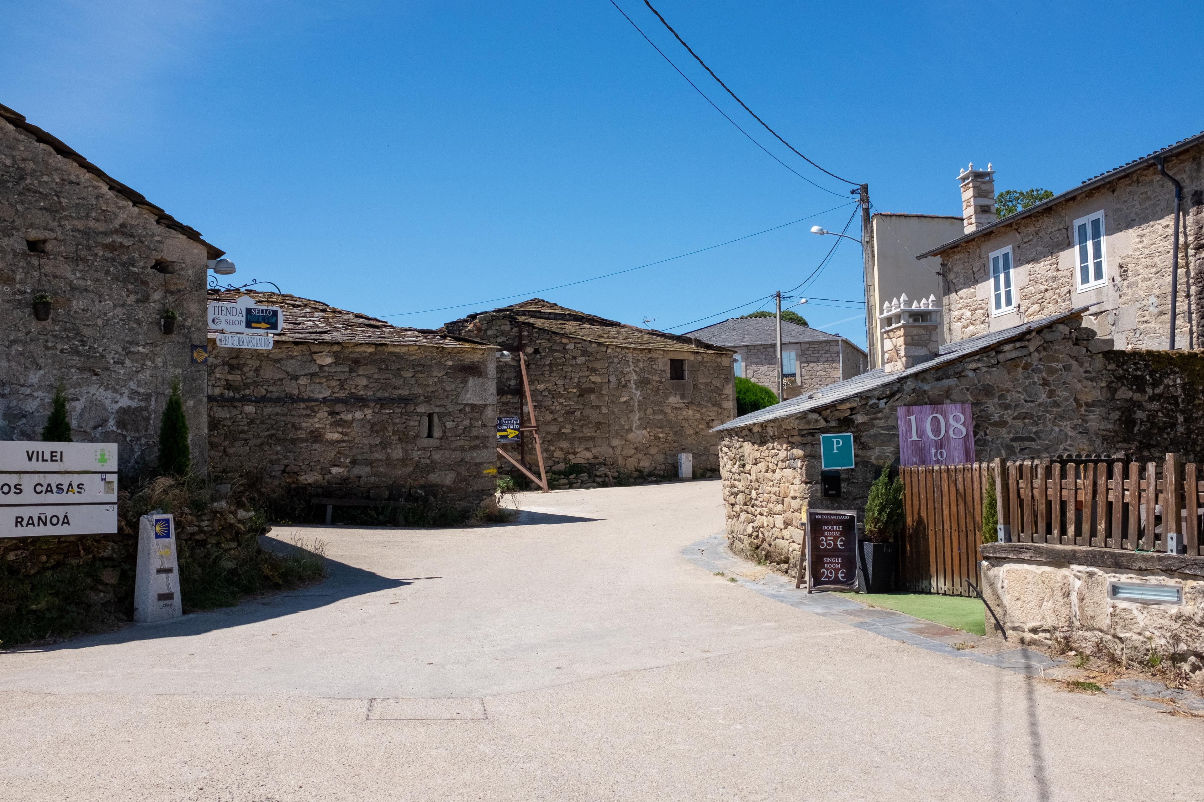 Scenic view of Vilei on the Camino Francés