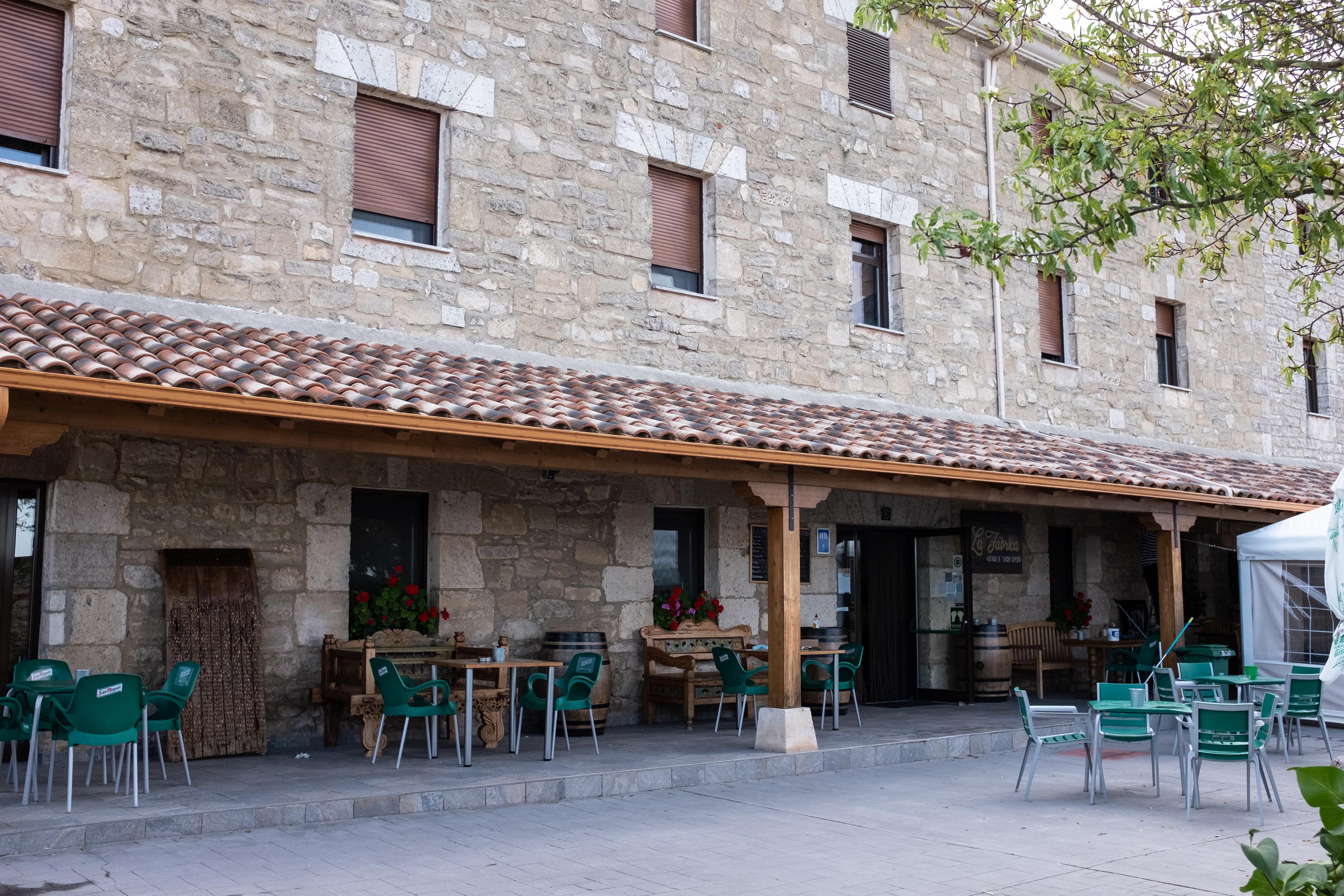 Camino de Santiago Accommodation: Albergue La Fábrica