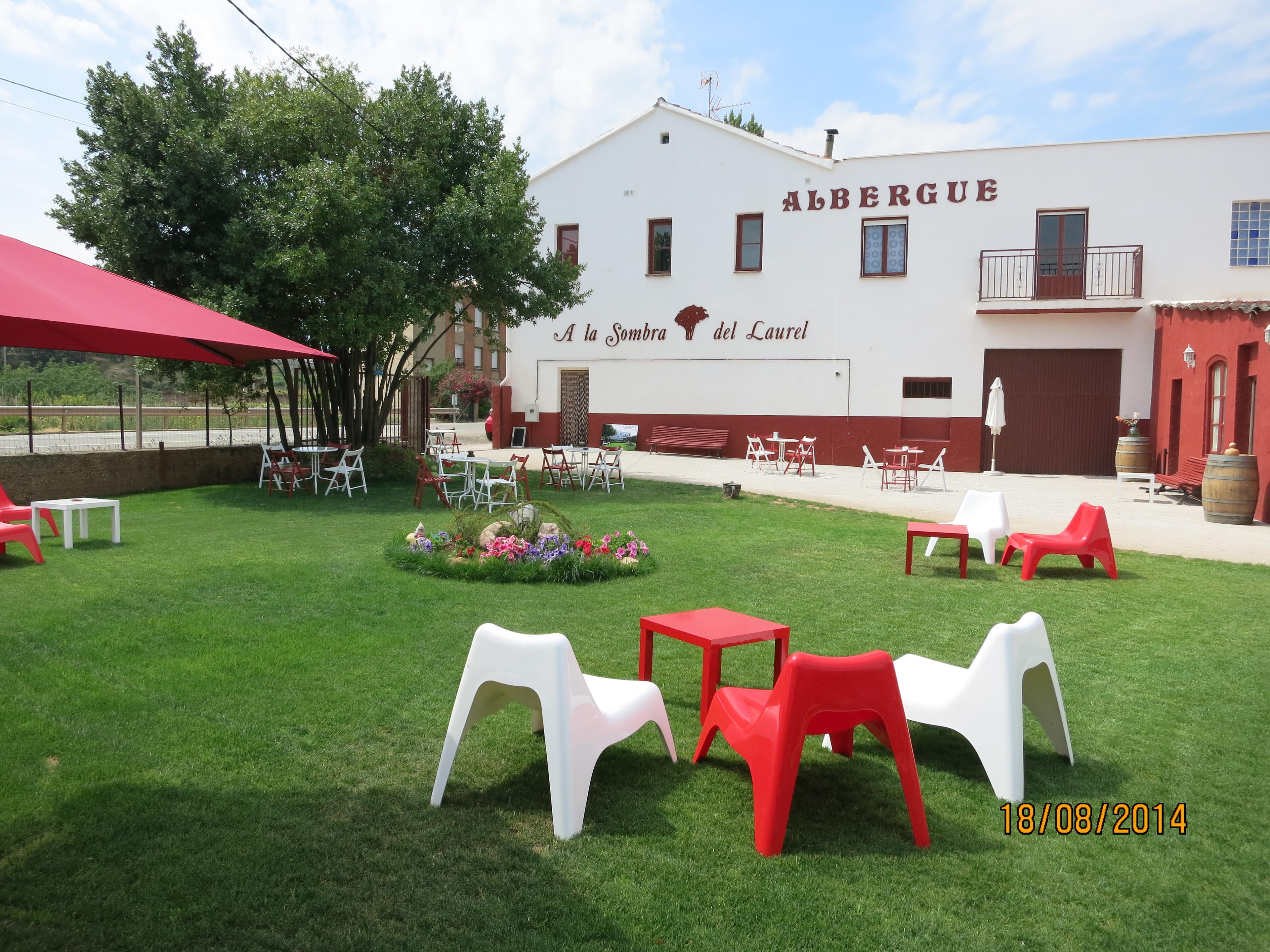 Image of Albergue A la Sombra del Laurel, pilgrim accommodation in Navarrete