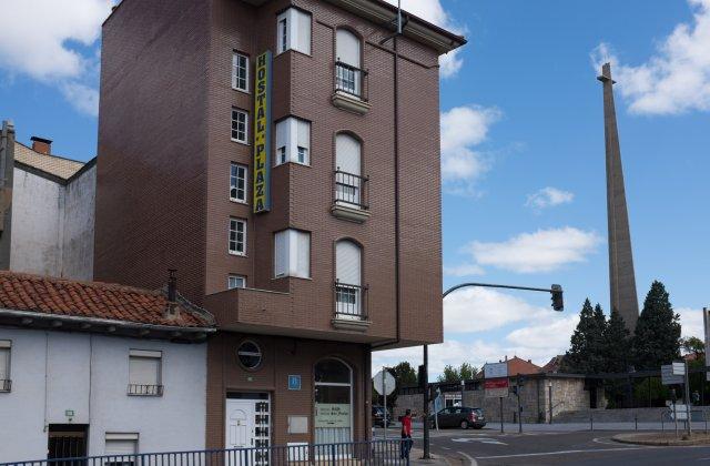 Image of Hostales Plaza y San Froilán ★★, pilgrim accommodation in La Virgen del Camino