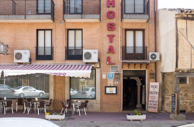 Image of Hostal La Codorniz, pilgrim accommodation in Sahagún at the end of the Camino Madrid