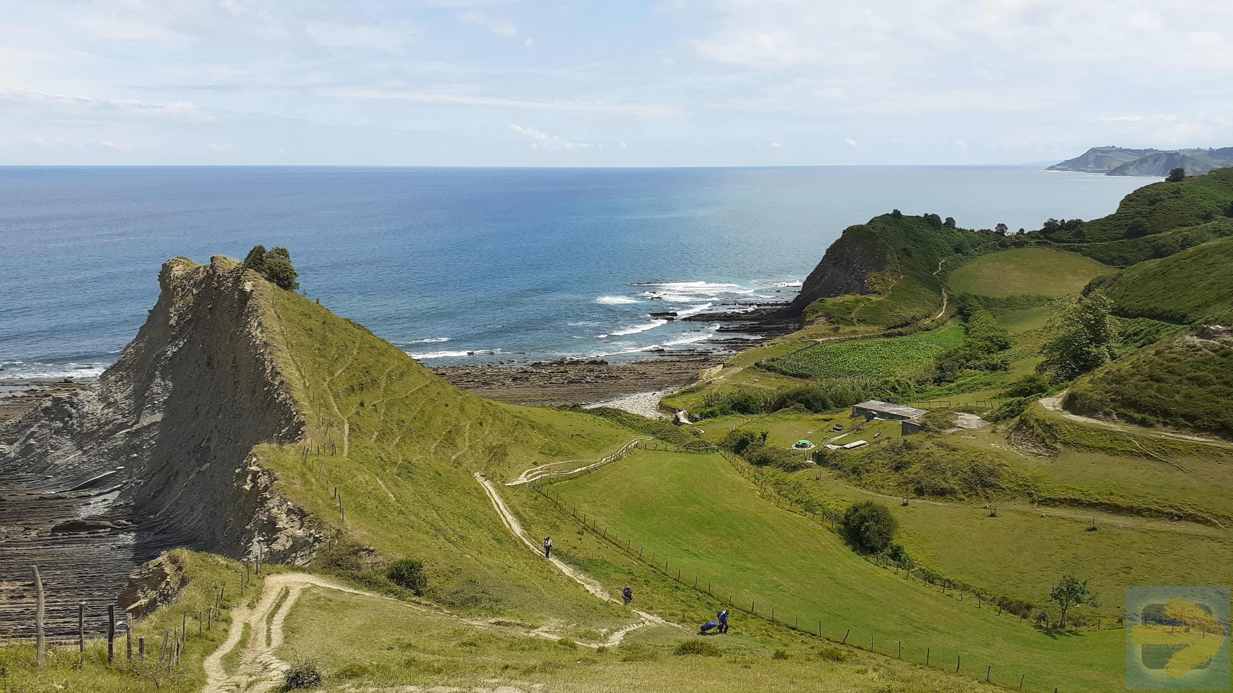 Pilgrims trodding the alternative Flysch Route to Deba, C. del Norte