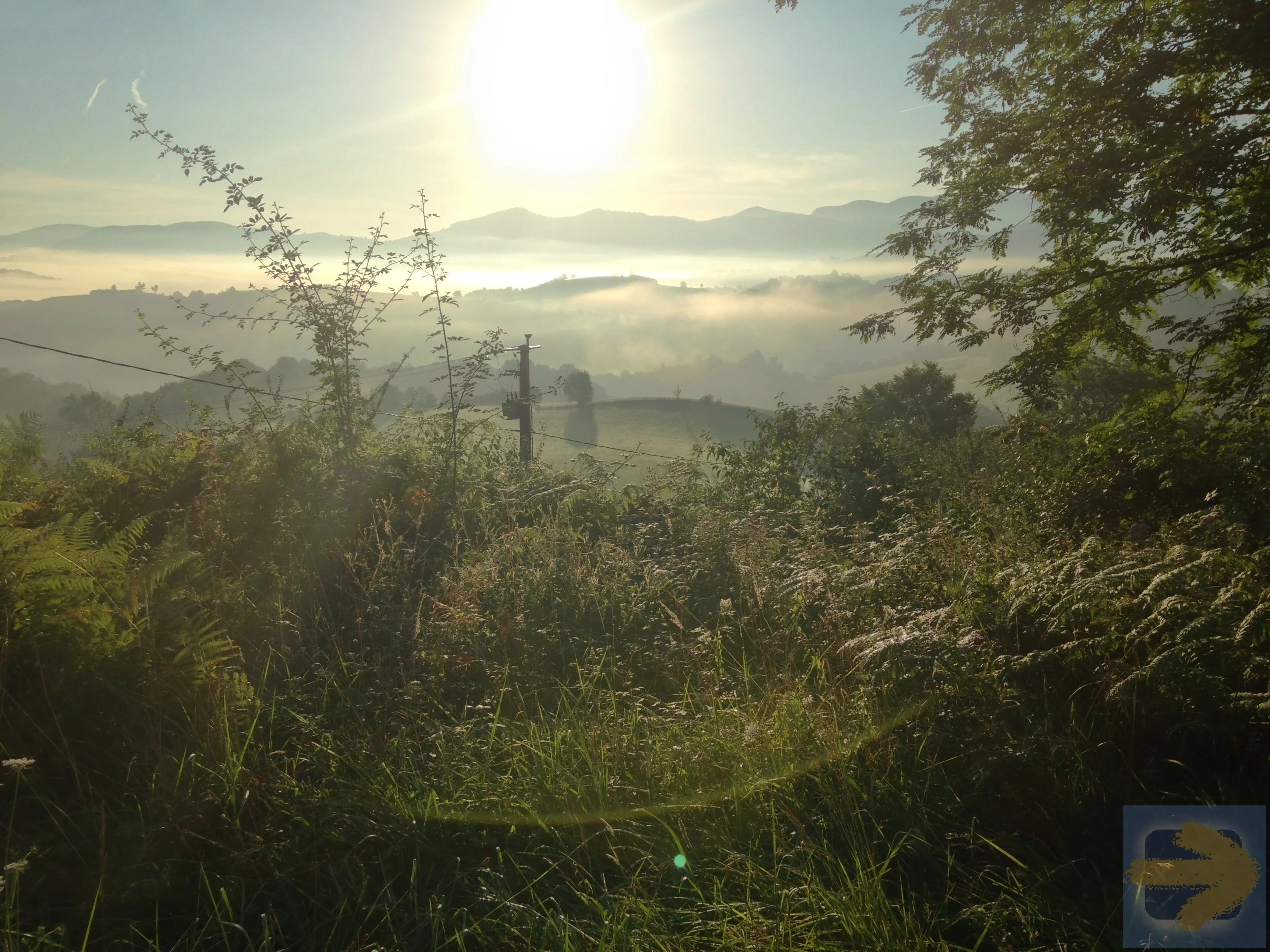 The morning has broken - climbing up from SJPP